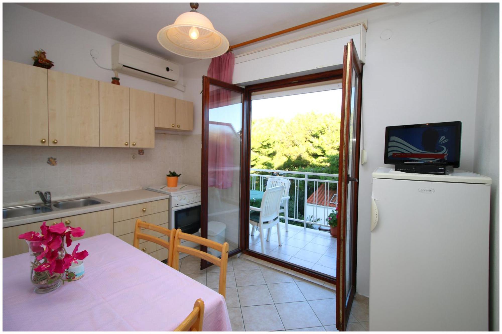 Apartments Bilo Near Primosten Exterior photo